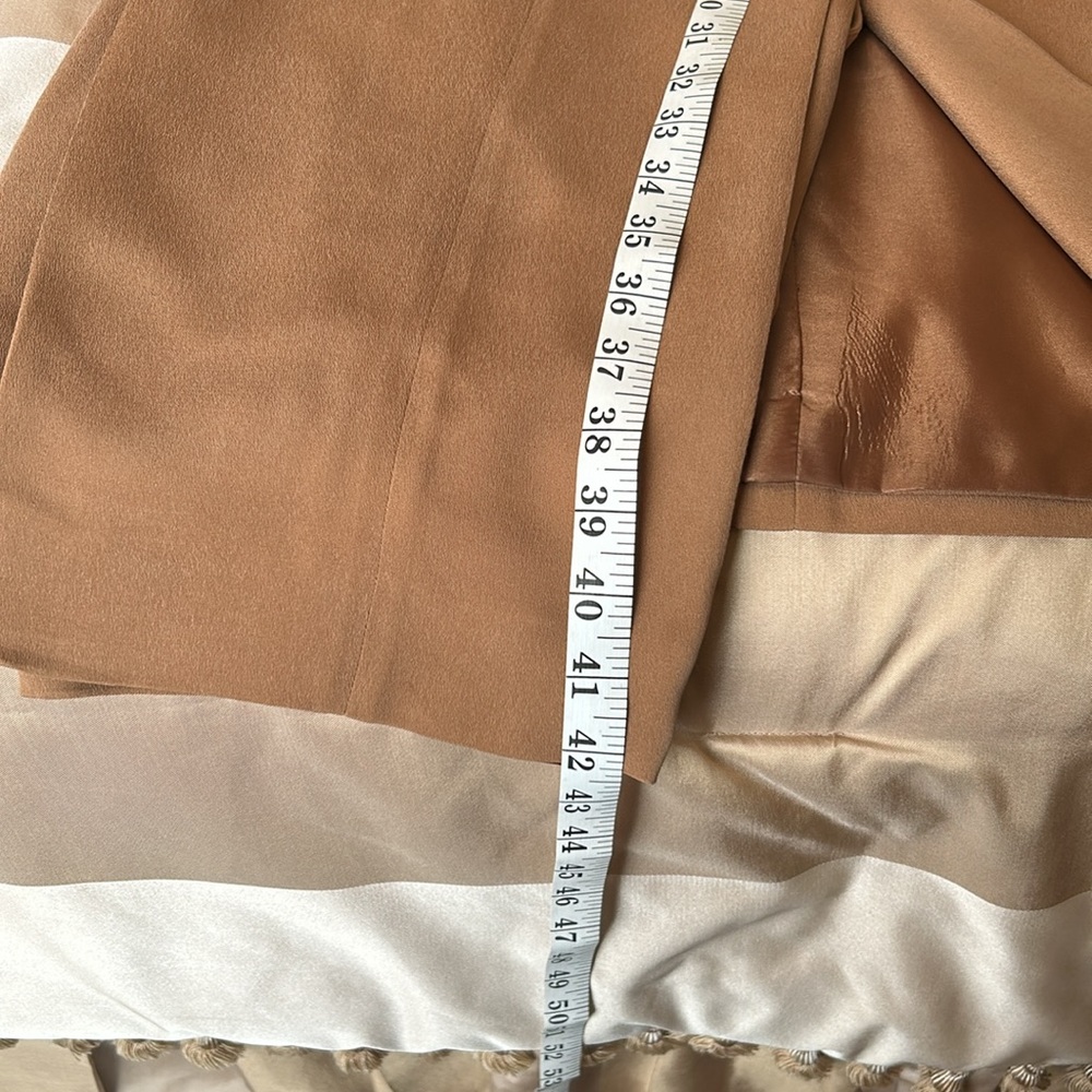 Suit - Picture 10 of 10